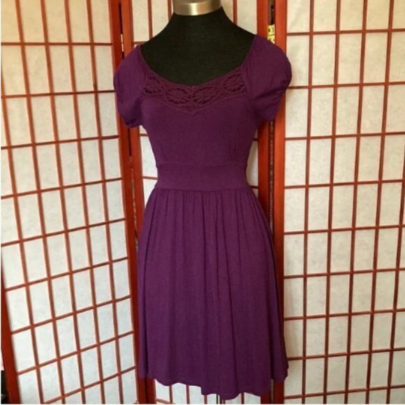 Delia’s Gabriella Solid Color Dress Size Small NEW NWT - Picture 1 of 7